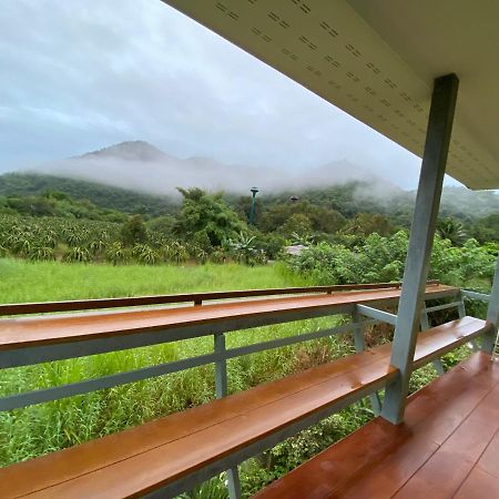 Baan I-A-run Resort Pakchong Bagian luar foto