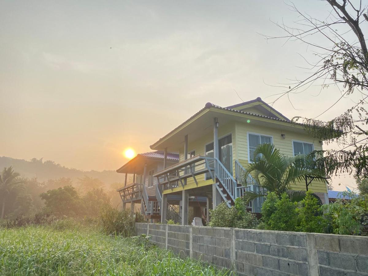 Baan I-A-run Resort Pakchong Bagian luar foto