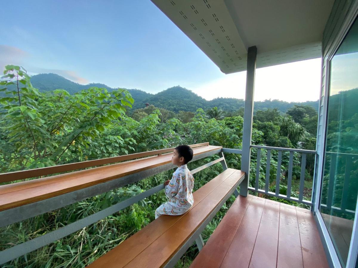 Baan I-A-run Resort Pakchong Bagian luar foto